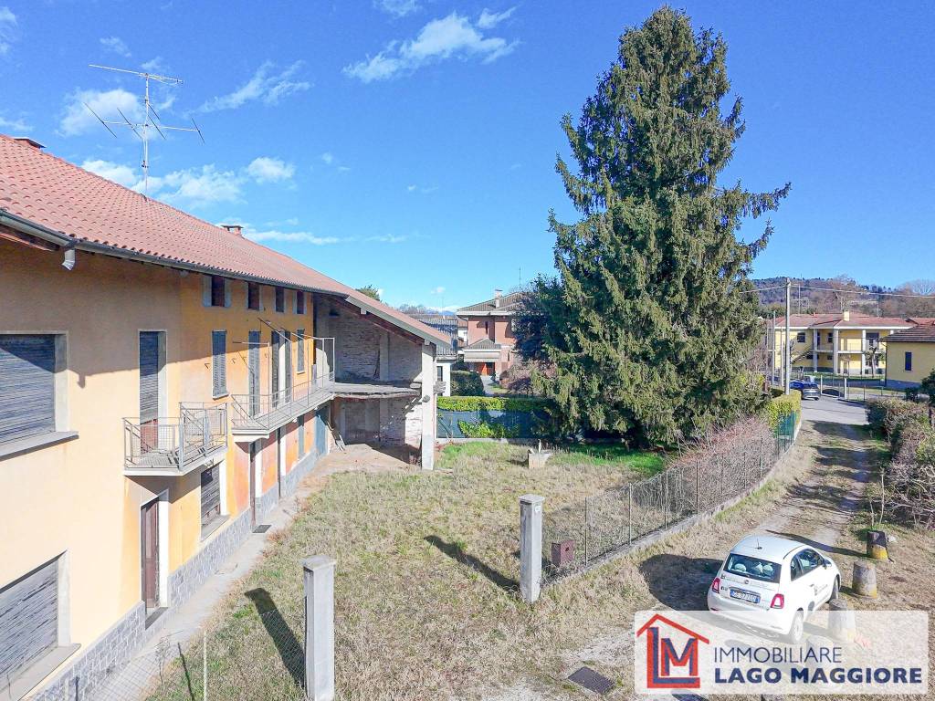 Villa a Angera in Via Milano - Foto 4