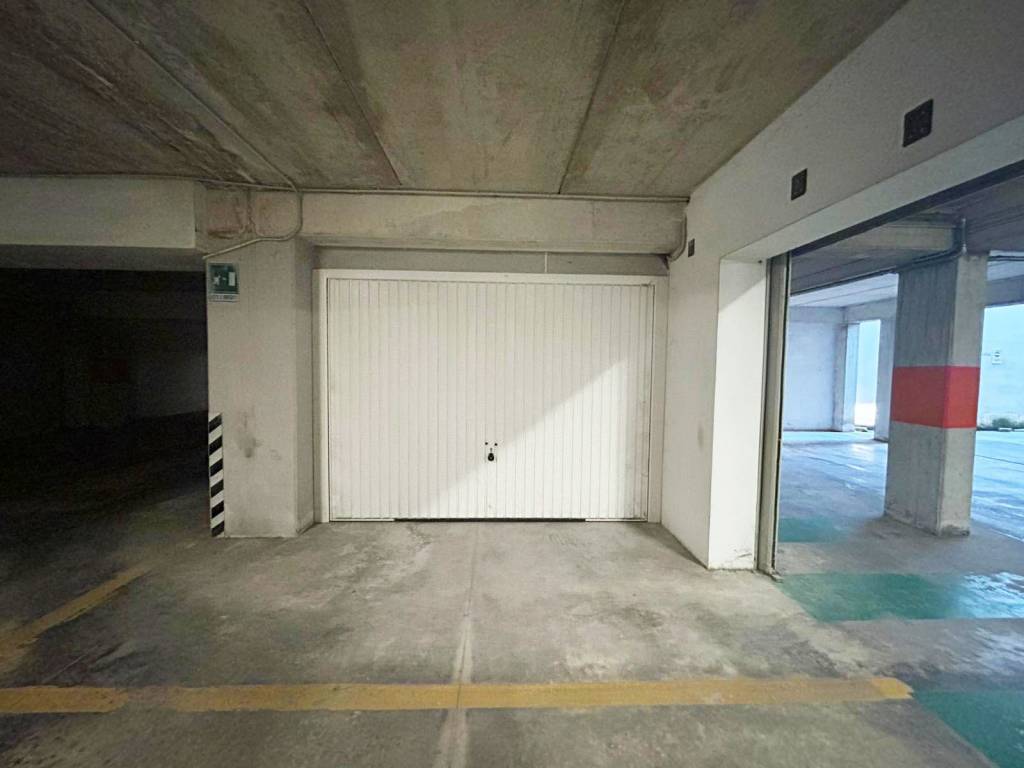 Box / garage a San giovanni teatino in Galleria Karol Wojtyla - Foto 4