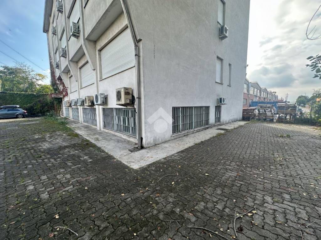 Immobile a Cinisello balsamo in Via e Vicolo Casignolo, 44 - Foto 4