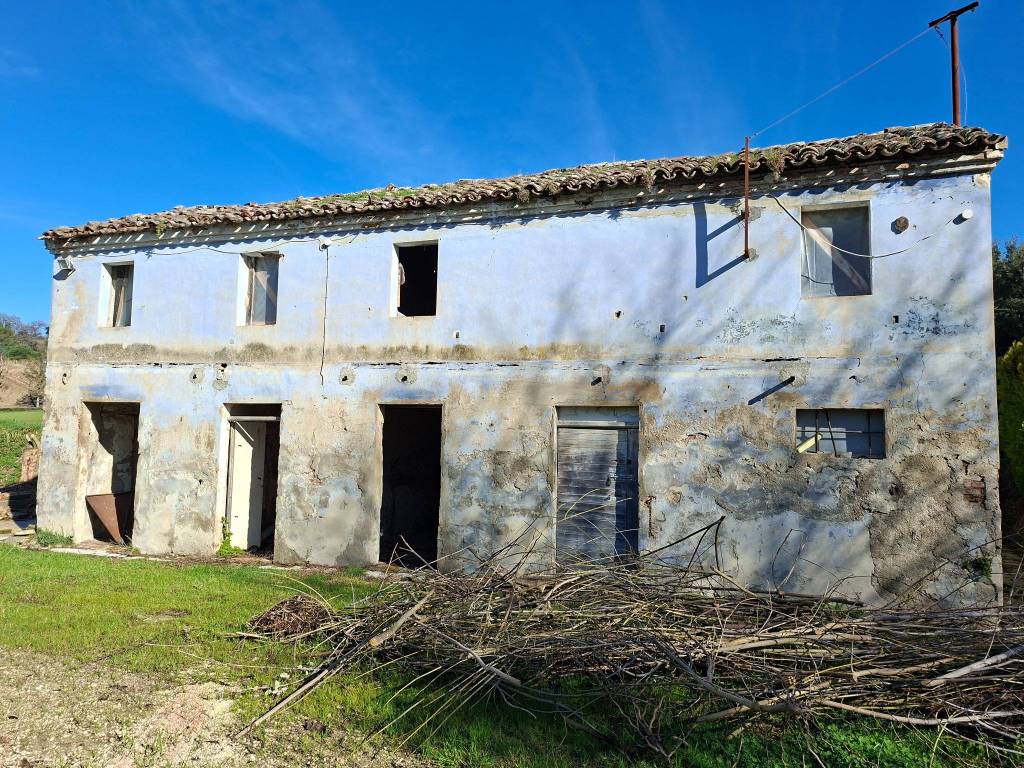 Rustico / casale a Mondolfo in Via Le Grotte - Foto 2