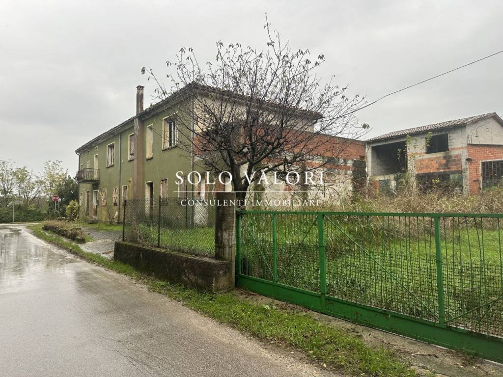 Rustico / casale a Castelfranco veneto - Foto 2