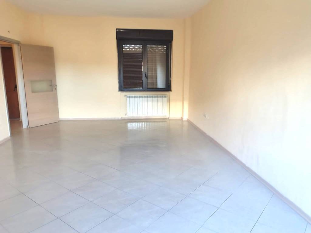 Immobile a Caserta in Via Sud Piazza d'Armi, 100 - Foto 3
