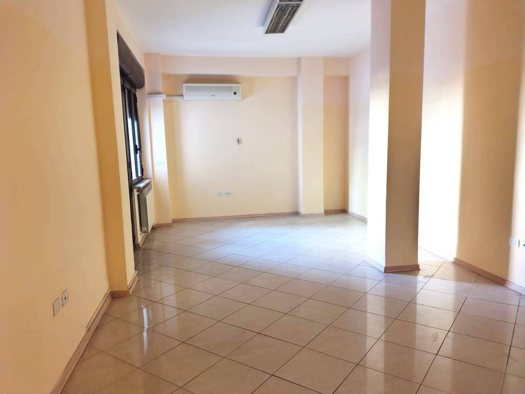 Immobile a Caserta in Via Sud Piazza d'Armi, 100 - Foto 4