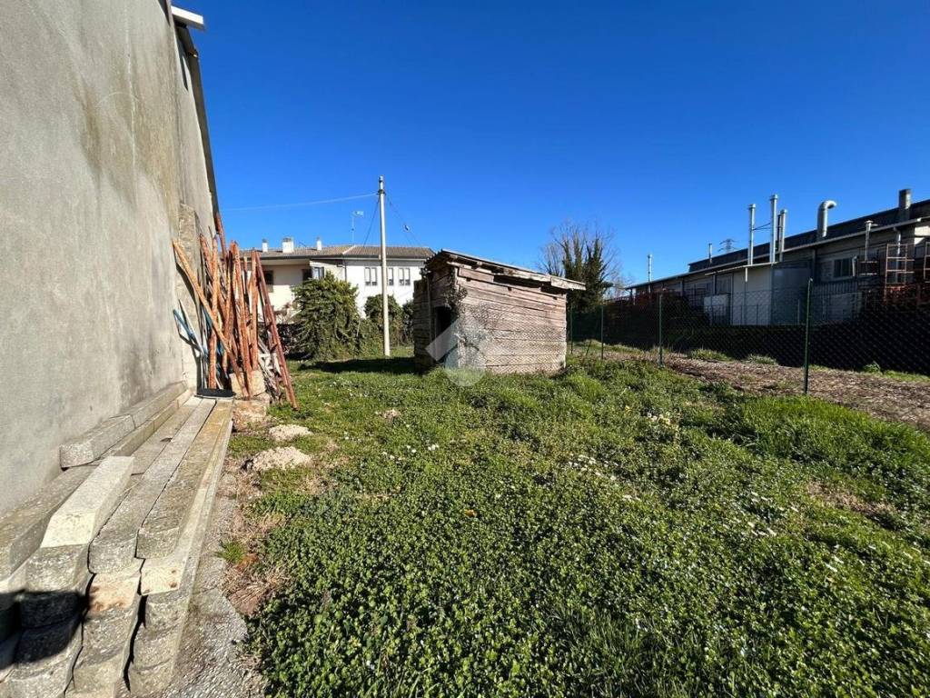 Casa indipendente a Costa di rovigo in Via Giovanni Francesca Scardona, 497 - Foto 4