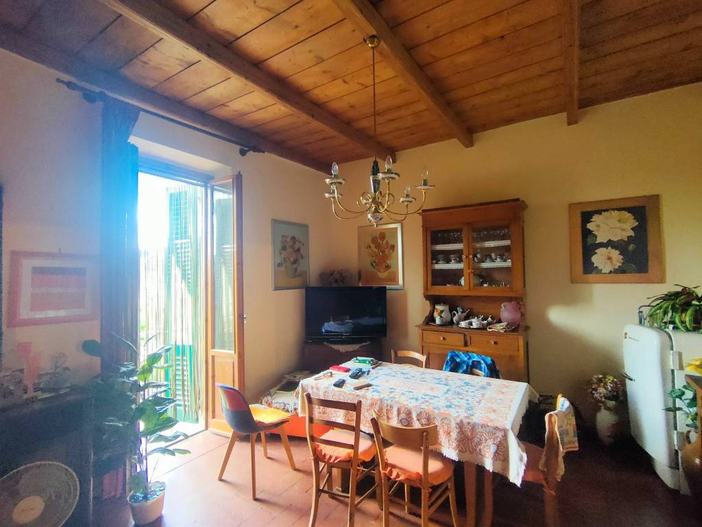 Appartamento a Reggello in Piazza Aldo Moro - Foto 2