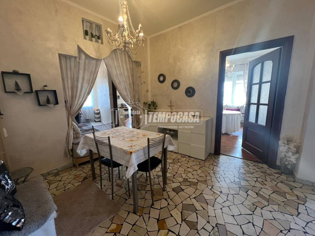 Appartamento a Cuorgnè in Via GIUSEPPE VERDI - Foto 2