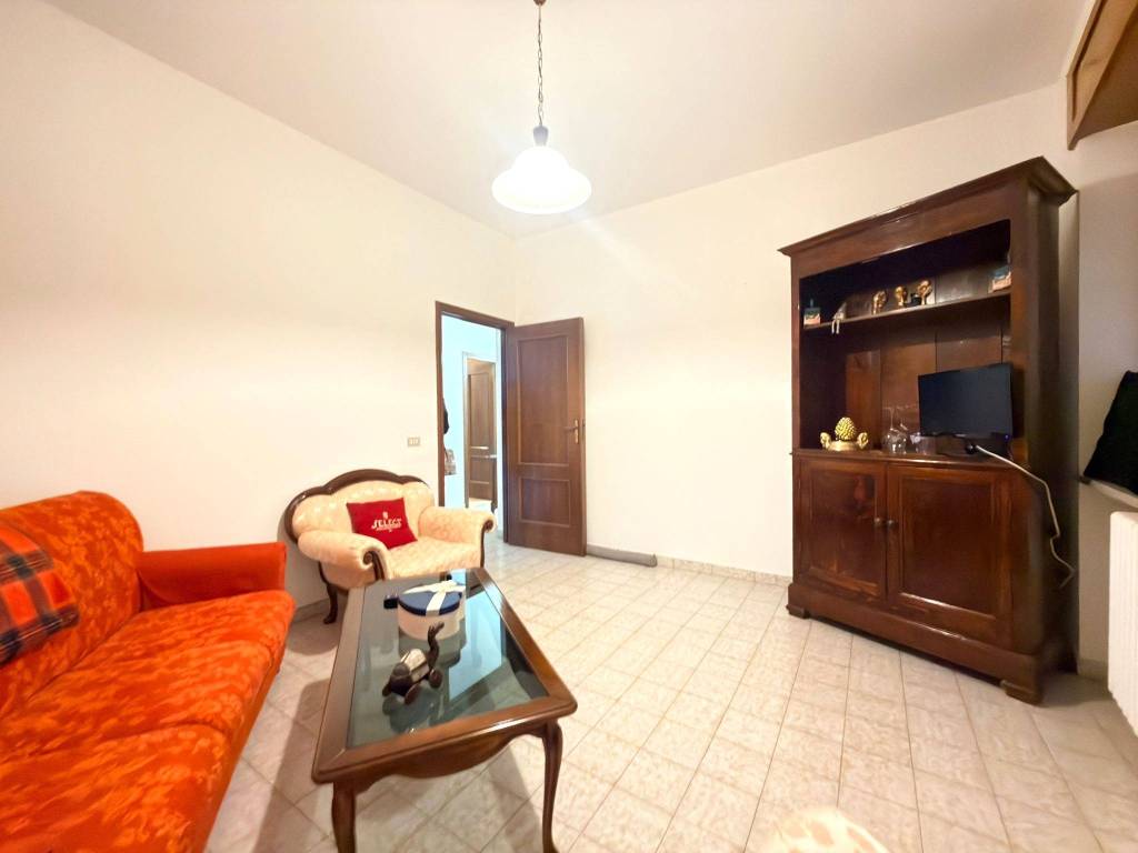 Appartamento a Apricena in Via Bologna - Foto 2
