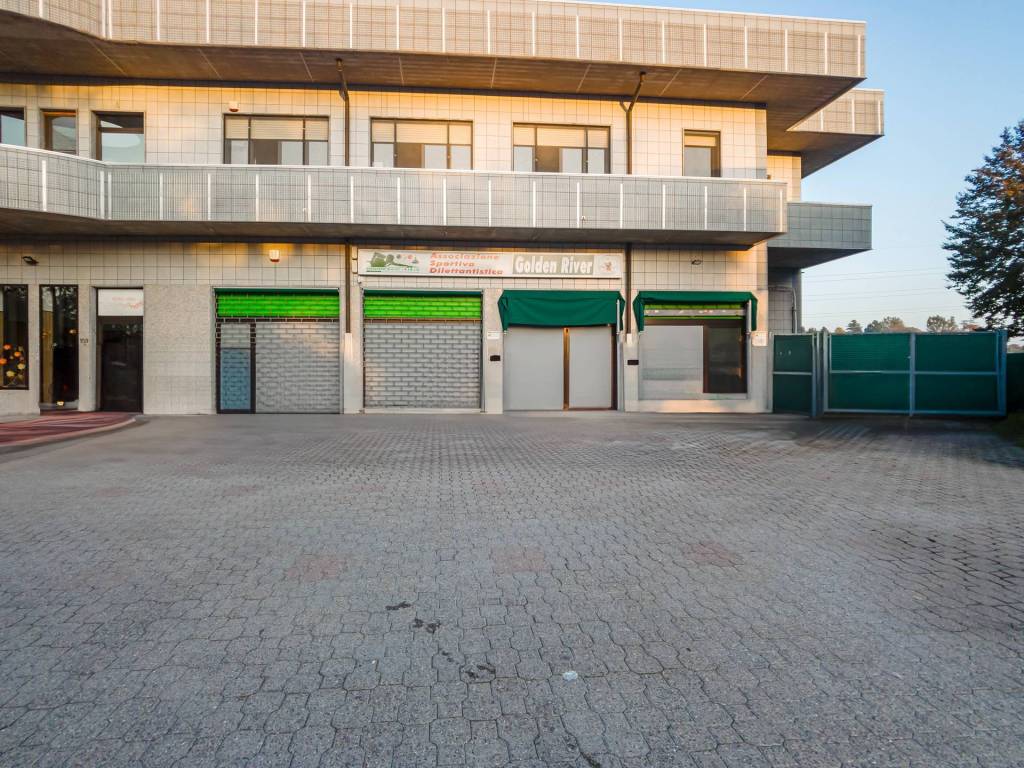 Palazzo / stabile a Alpignano in Via Cavour, 163 - Foto 2