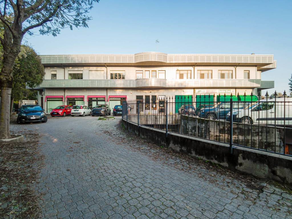 Palazzo / stabile a Alpignano in Via Cavour, 163 - Foto 3