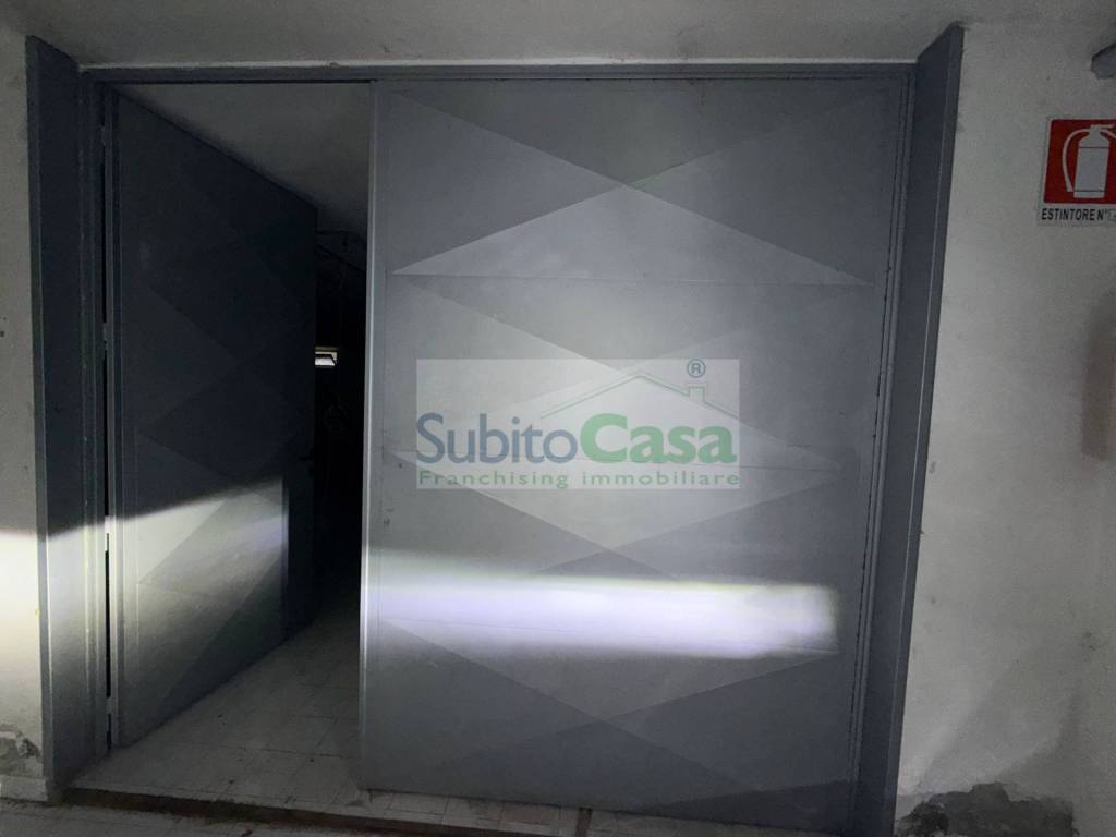 Box / garage a Chieti in via ramiro ortiz, 28 - Foto 2