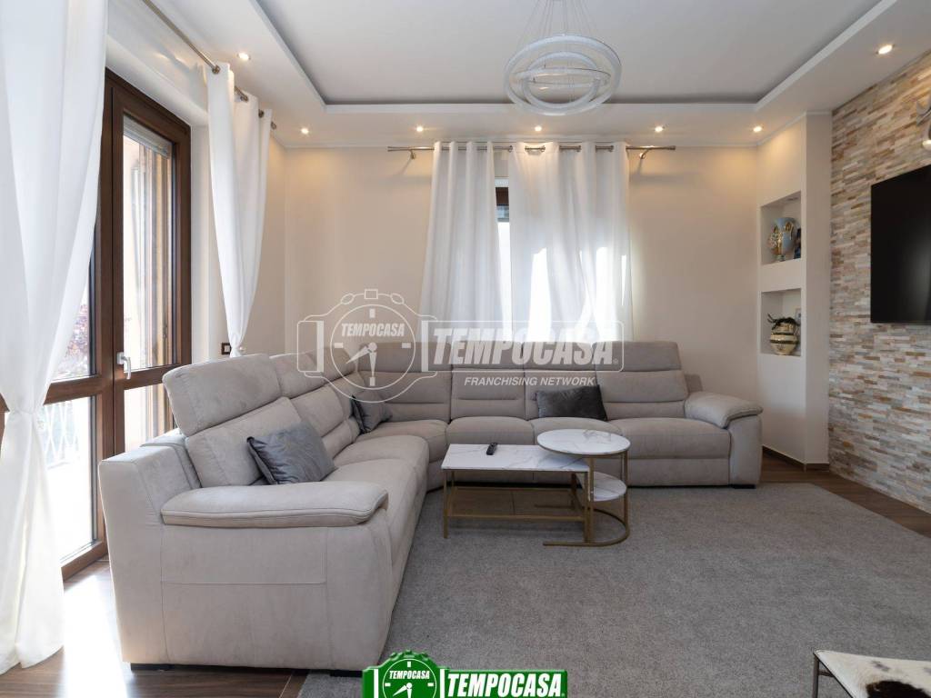 Villa a Brembate in Via Monte Grappa 22 - Foto 2