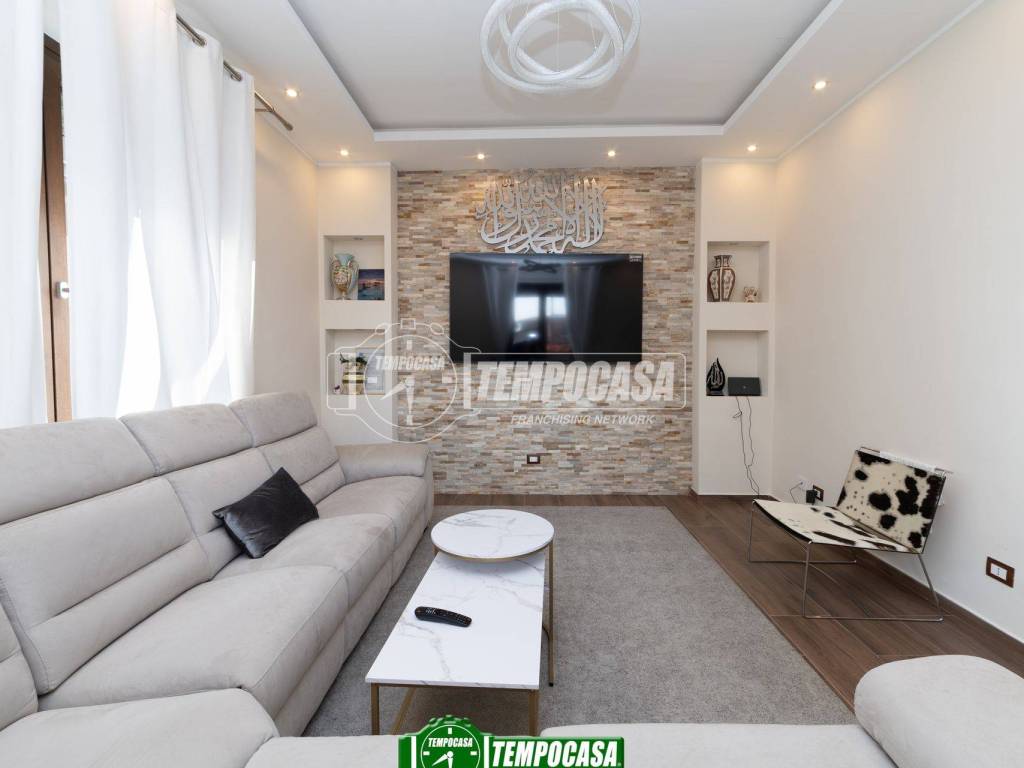 Villa a Brembate in Via Monte Grappa 22 - Foto 4