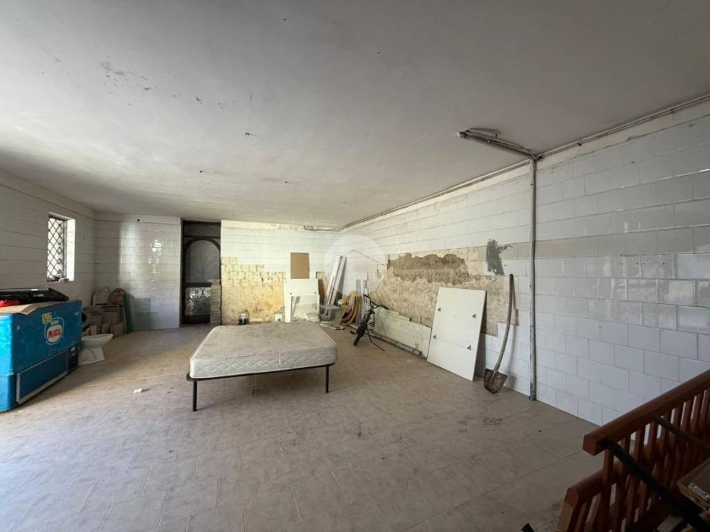 Box / garage a Afragola in Corso Vittorio Emanuele III - Foto 3