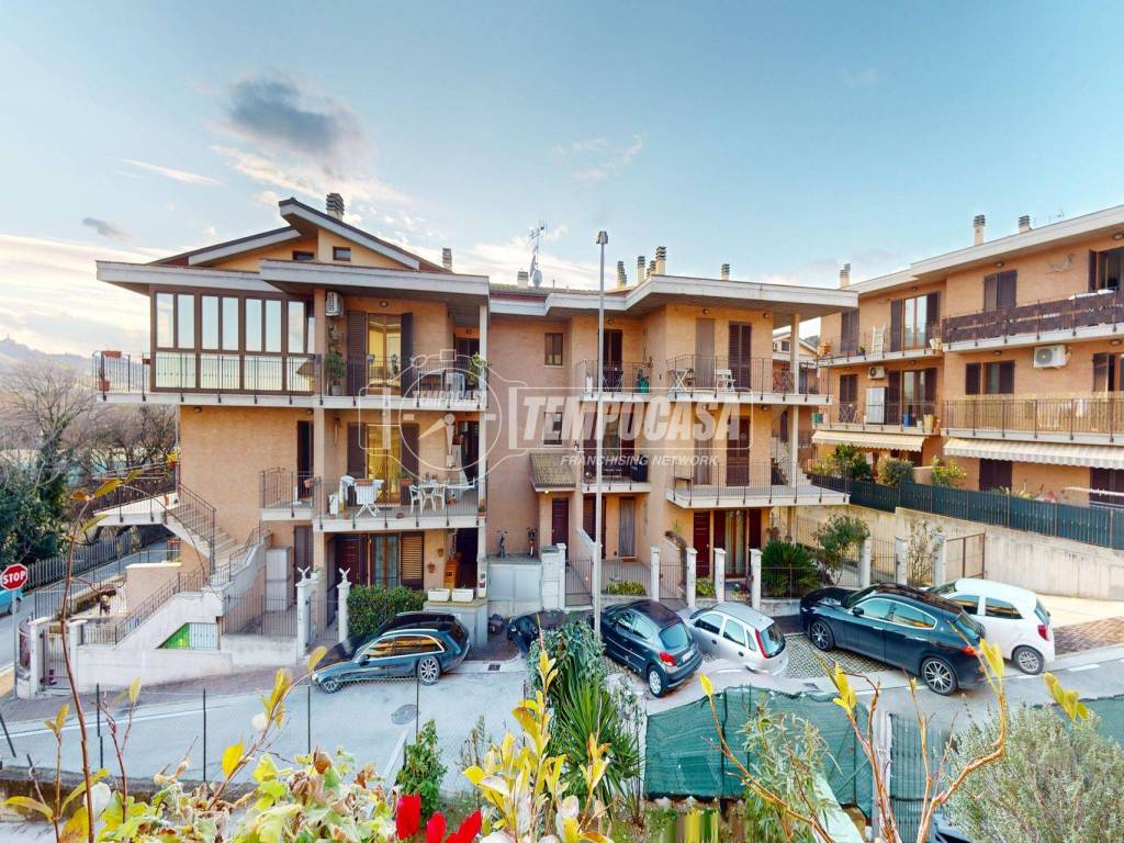 Appartamento a Altidona in Via Gioacchino Rossini 32 - Foto 2