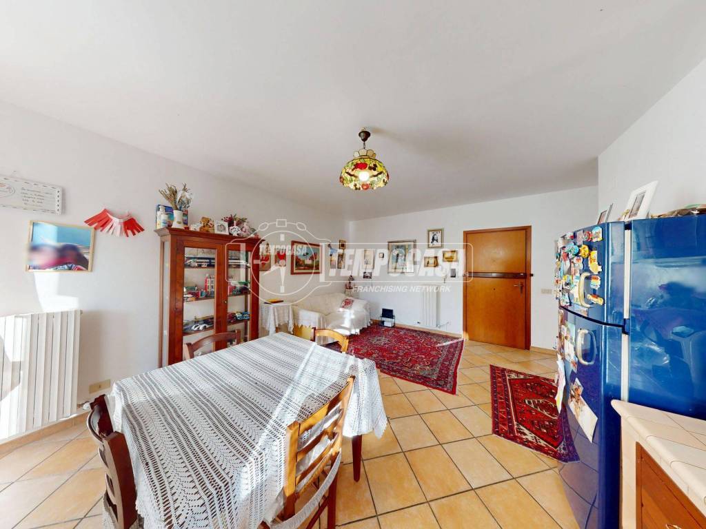 Appartamento a Altidona in Via Gioacchino Rossini 32 - Foto 4