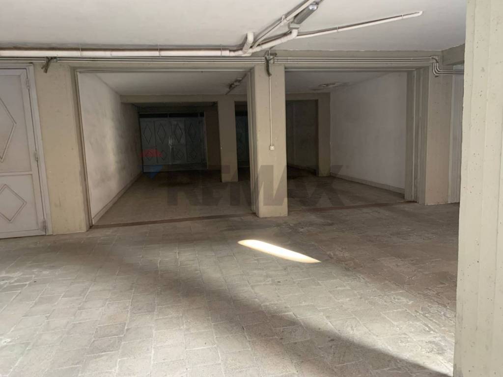 Box / garage a Camporotondo etneo in Luigi Capuana, 9 - Foto 2
