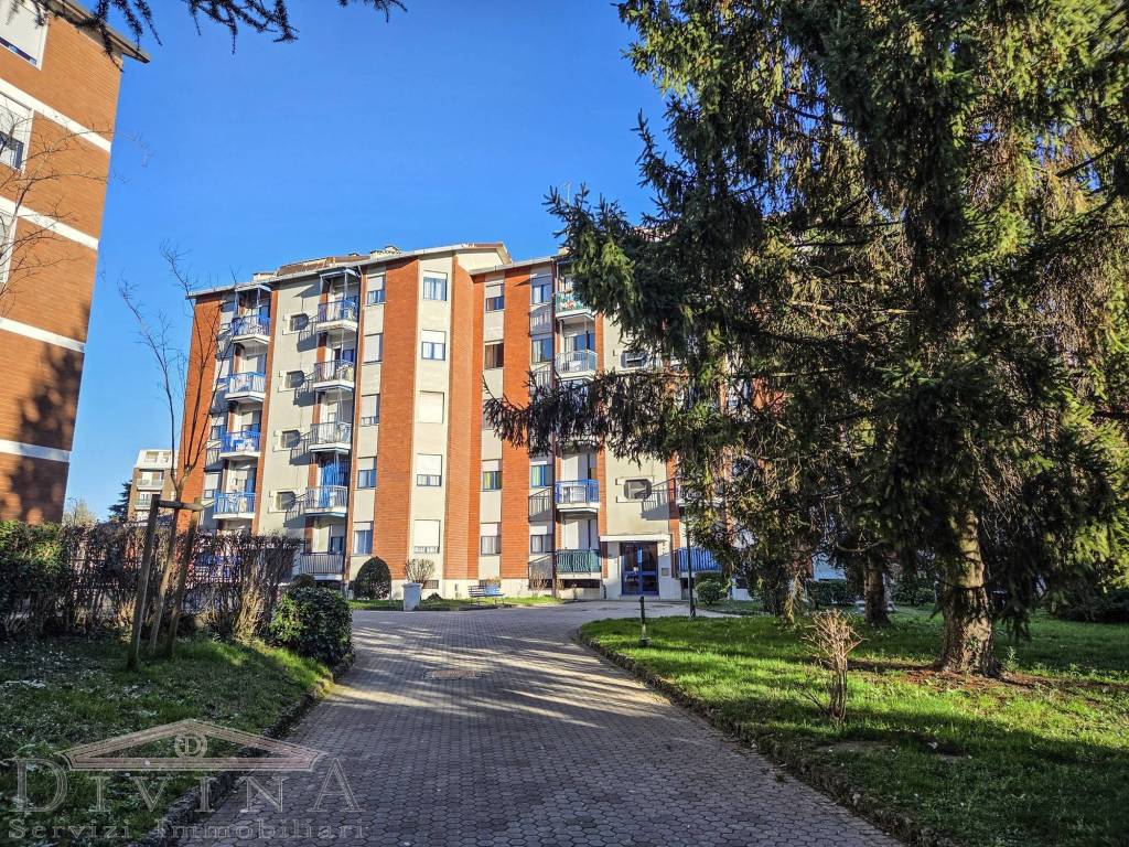 Appartamento a Limbiate in Via Monte Bianco - Foto 3