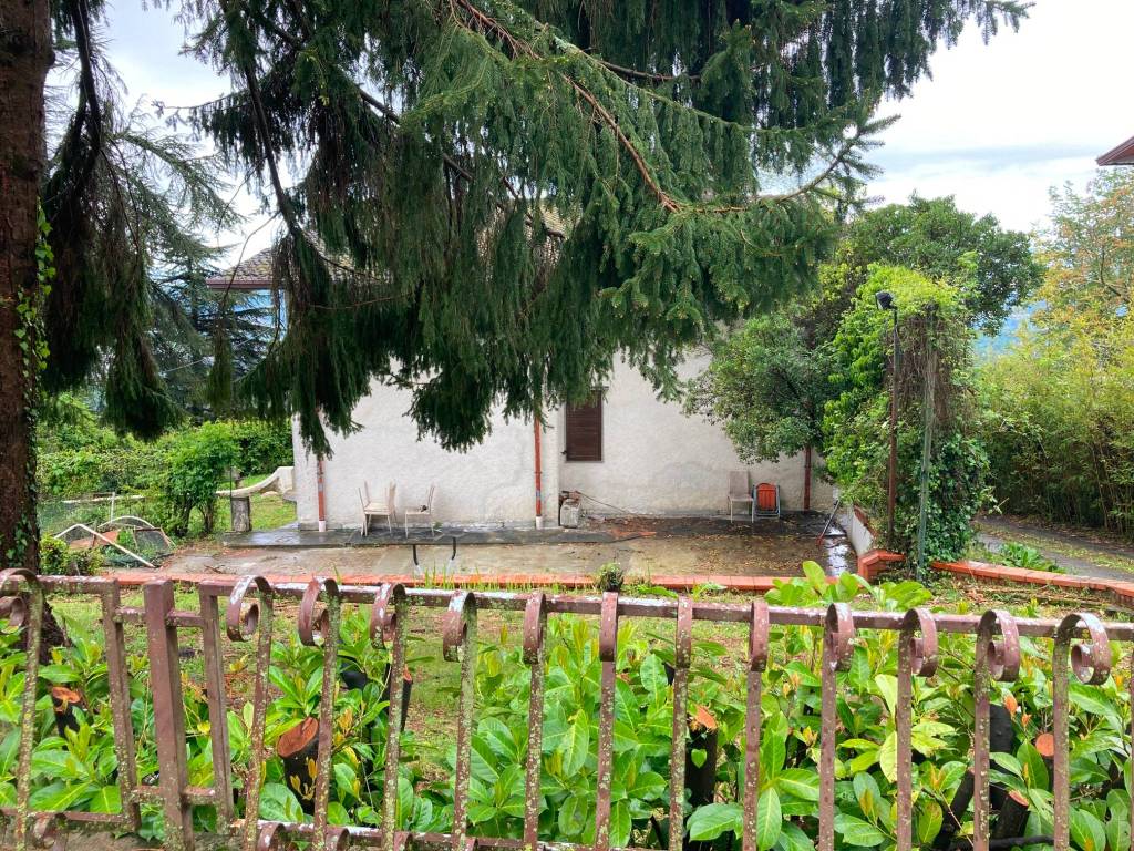 Villa a Fosdinovo in Via Provinciale - Foto 3