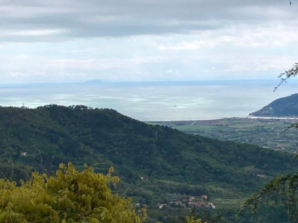 Villa a Fosdinovo in Via Provinciale - Foto 5