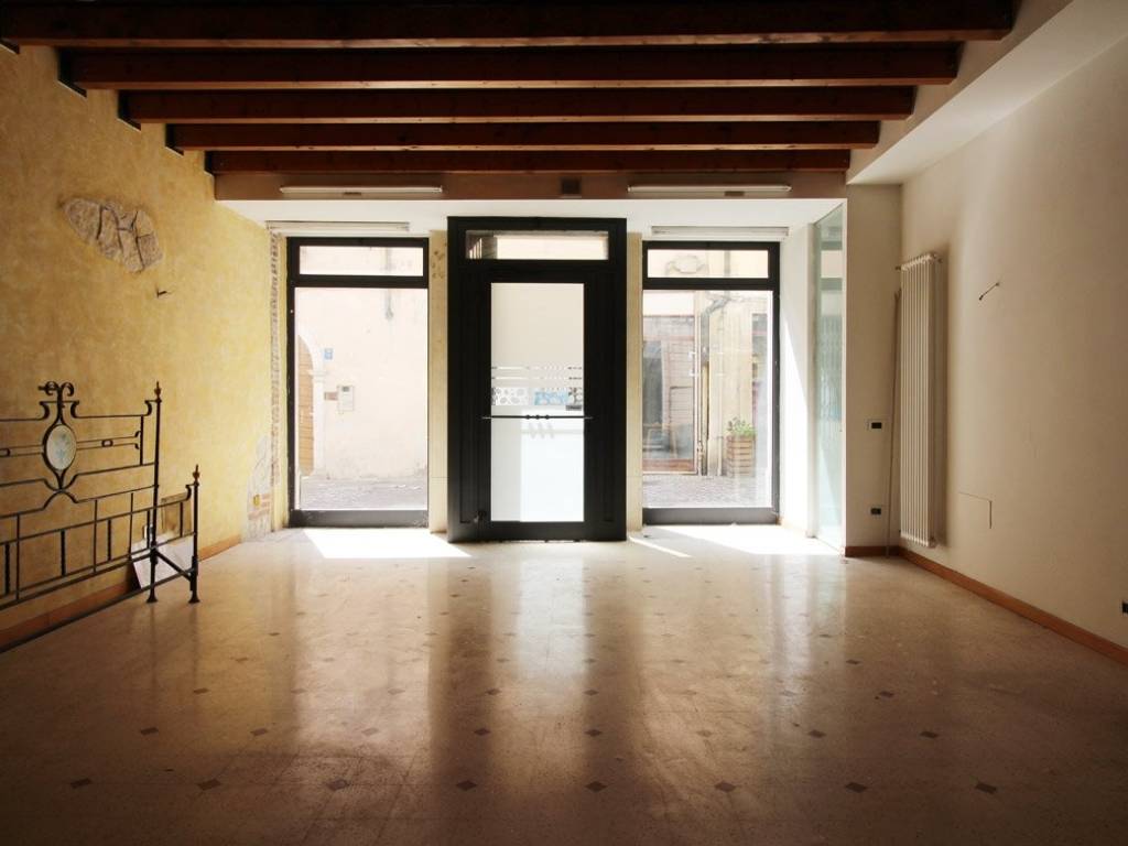 Immobile a Schio in VIA PASUBIO, 68 - Foto 3