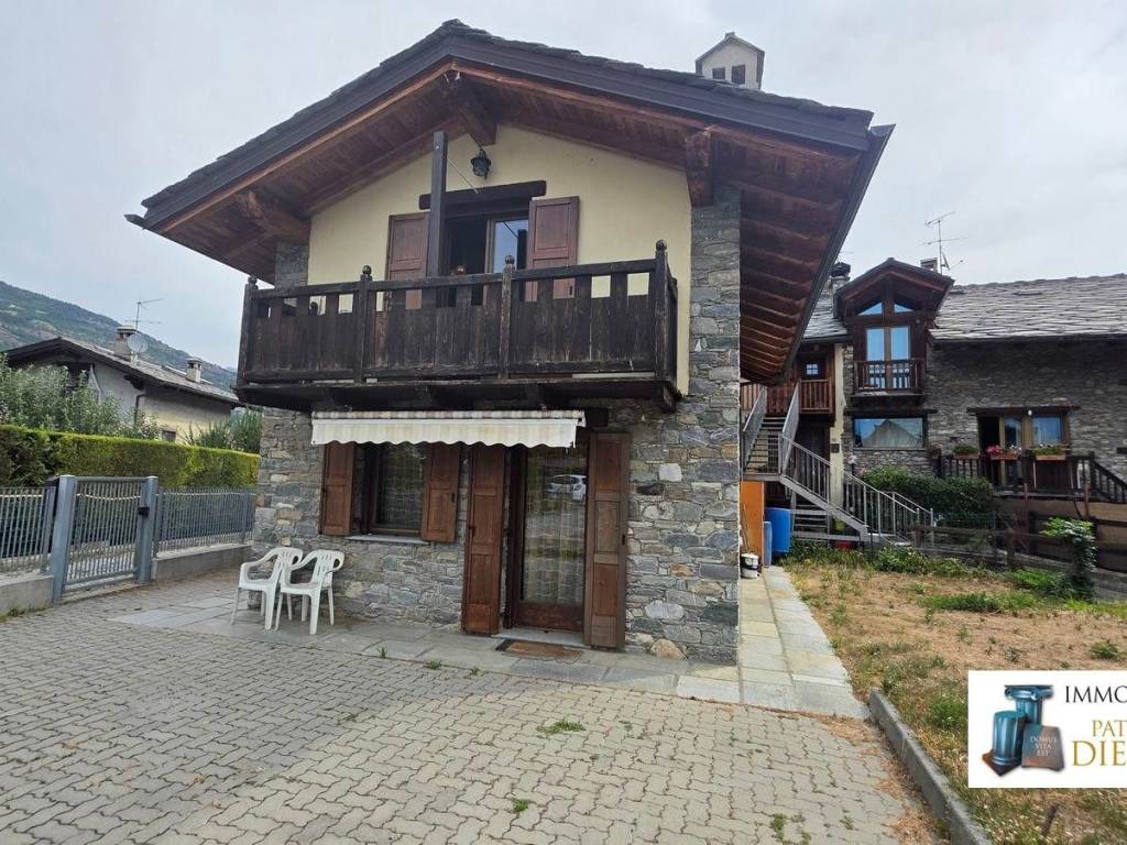 Villa a Gressan in La Bagne - Foto 2