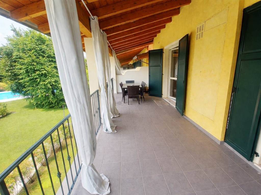 Appartamento a Manerba del garda in Via Ravaroli - Foto 3