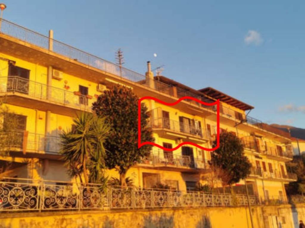 Appartamento a Solofra in via Sant'Andrea - Foto 2