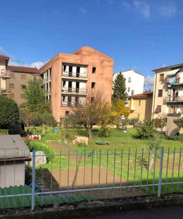 Appartamento a San giovanni valdarno in Viale Piero della Francesca - Foto 2