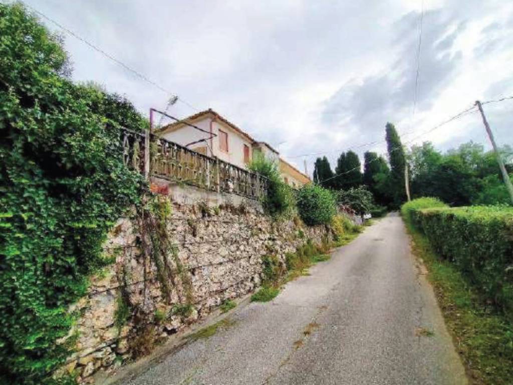 Appartamento a Montebelluna in Via Emilio Bongiovanni - Foto 2