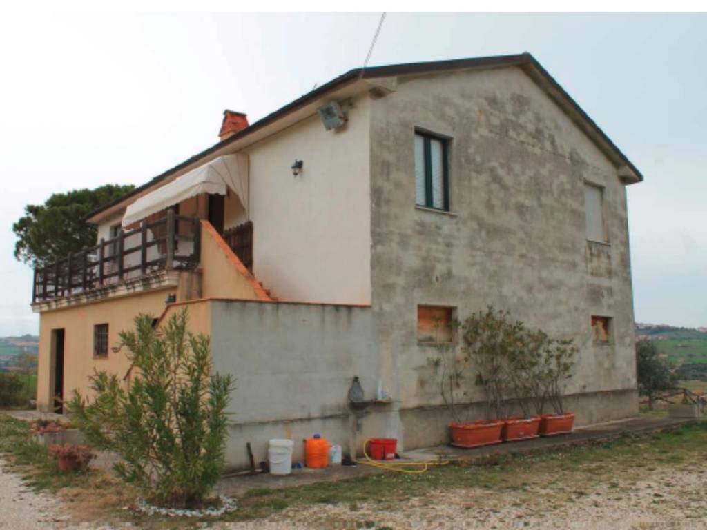Villa a Fermo in Contrada Bore di Tenna - Foto 2
