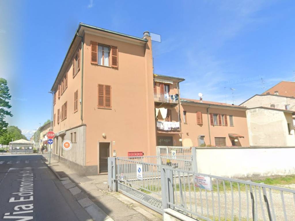 Appartamento a Novara in De Amicis - Foto 2