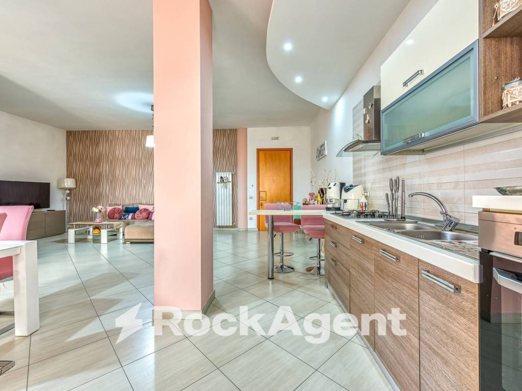 Appartamento a Casoria in Via Pino Amato, 16 - Foto 5