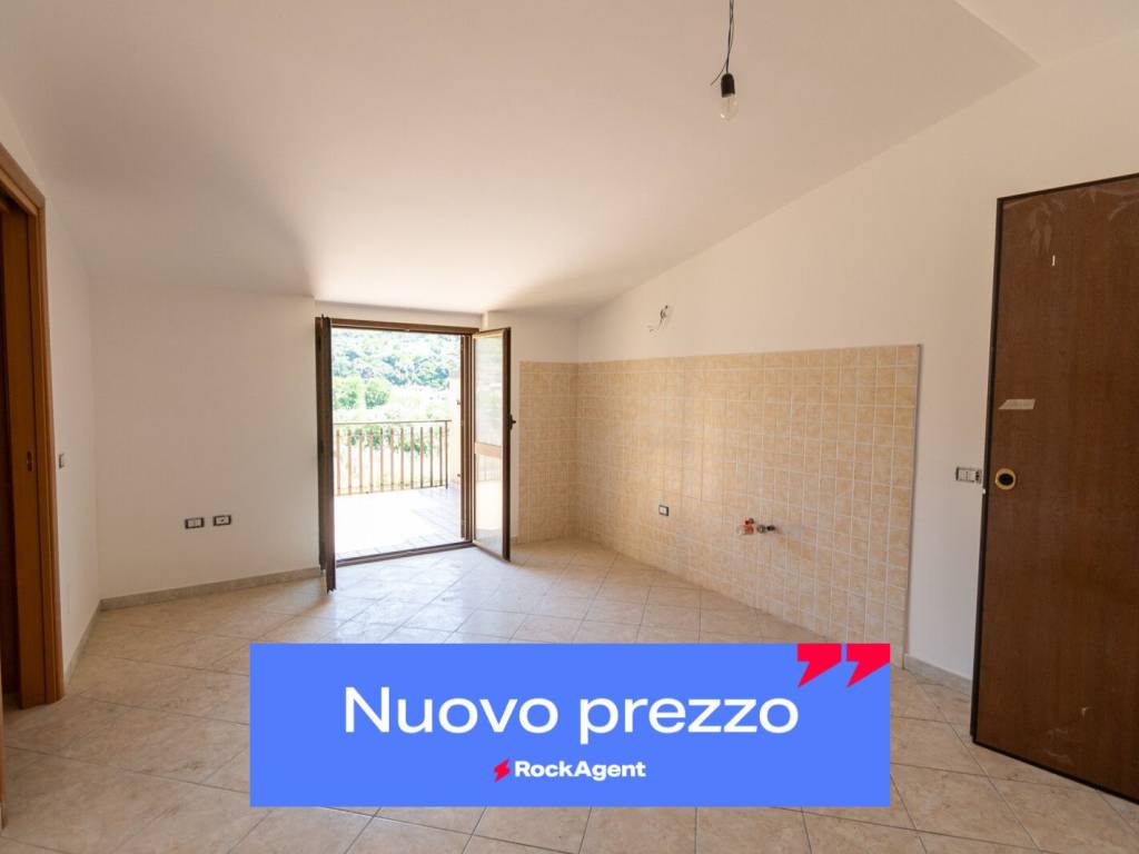 Attico / mansarda a Nocera terinese in Via Cavour - Foto 2