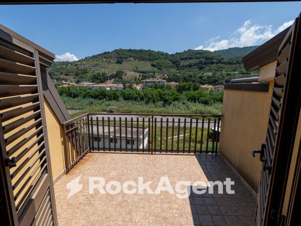 Attico / mansarda a Nocera terinese in Via Cavour - Foto 5