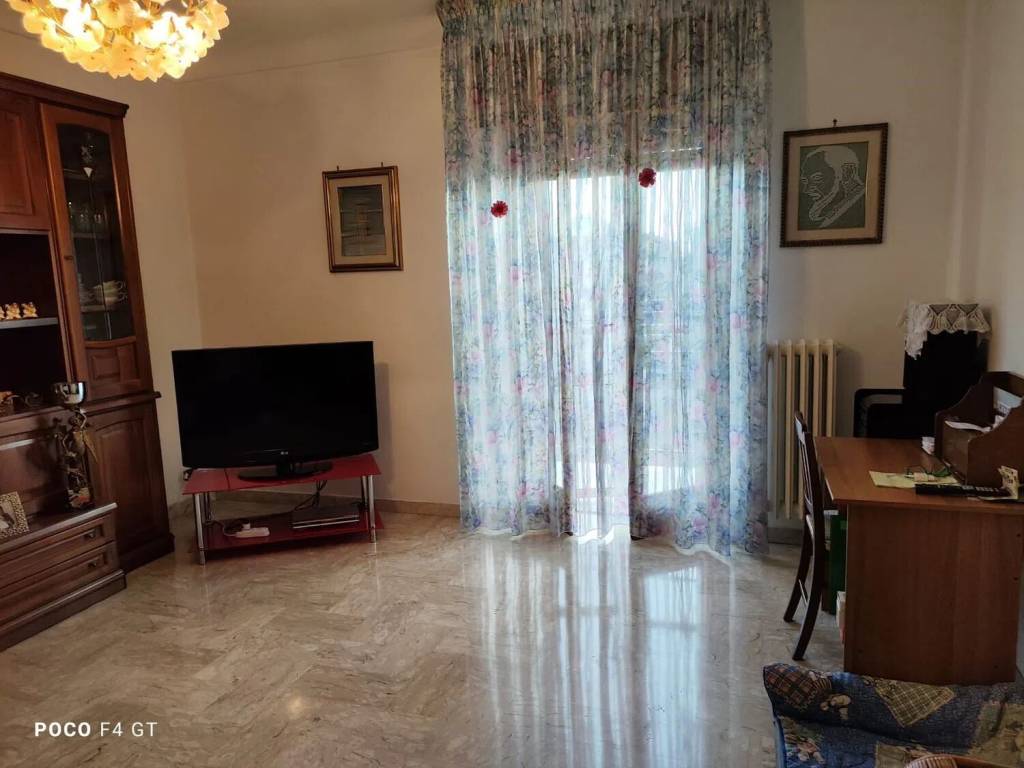 Appartamento a Ceglie messapica in Via Napoli - Foto 2