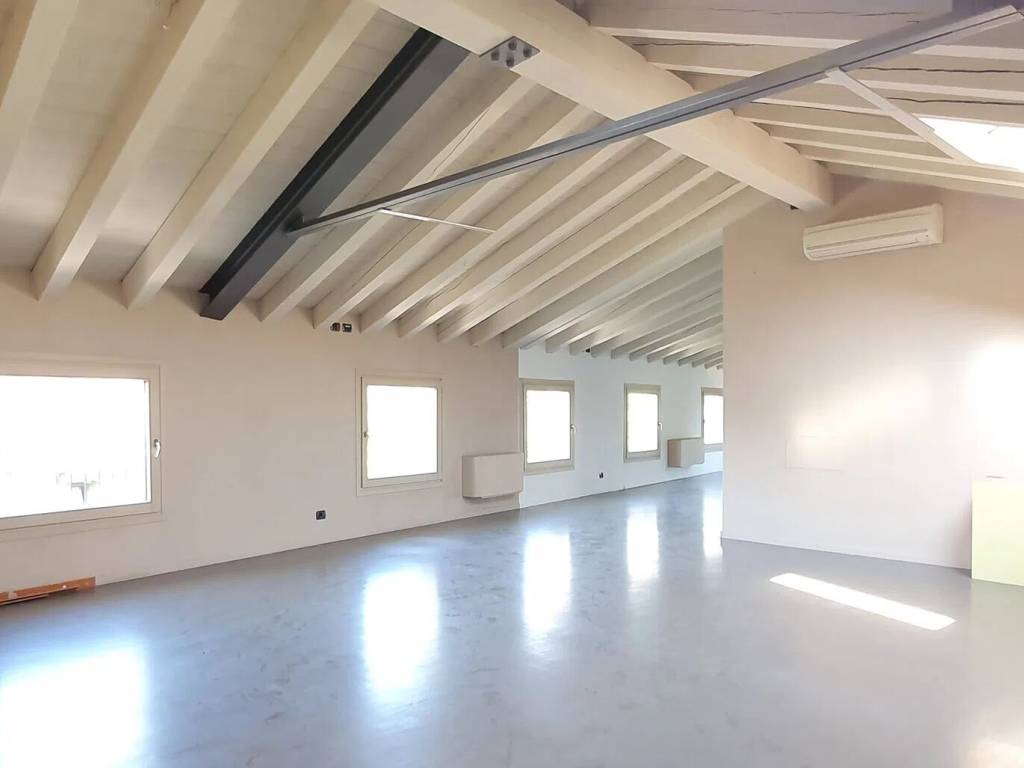 Appartamento a Treviso in Via Montello, 13 - Foto 4