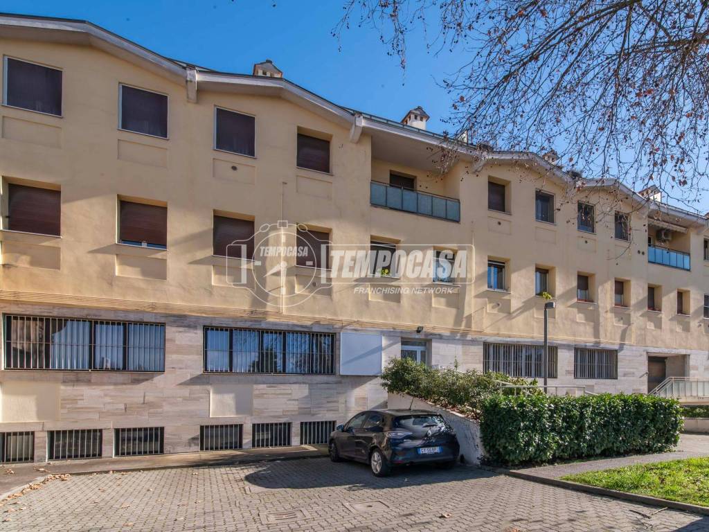 Appartamento a Saronno in Via VARESE 17 - Foto 5