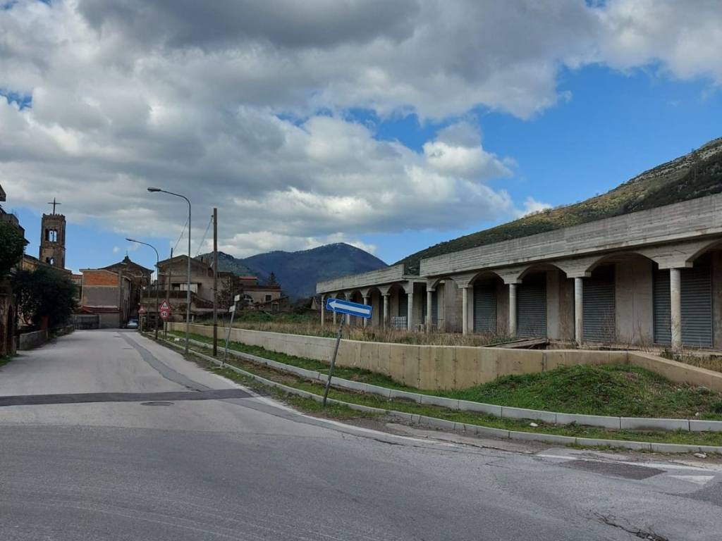 Immobile a Mercato san severino in SS266 - Foto 4