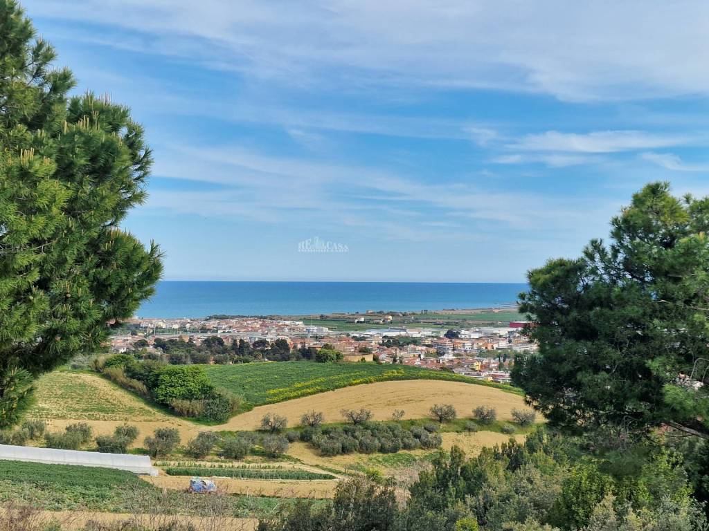 Villa a San benedetto del tronto in Contrada Montecretaccio, 13 - Foto 2