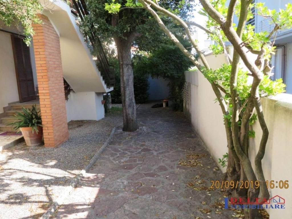 Villa a Rosignano marittimo in Area Residenziale Rosignano Solvay - Foto 3