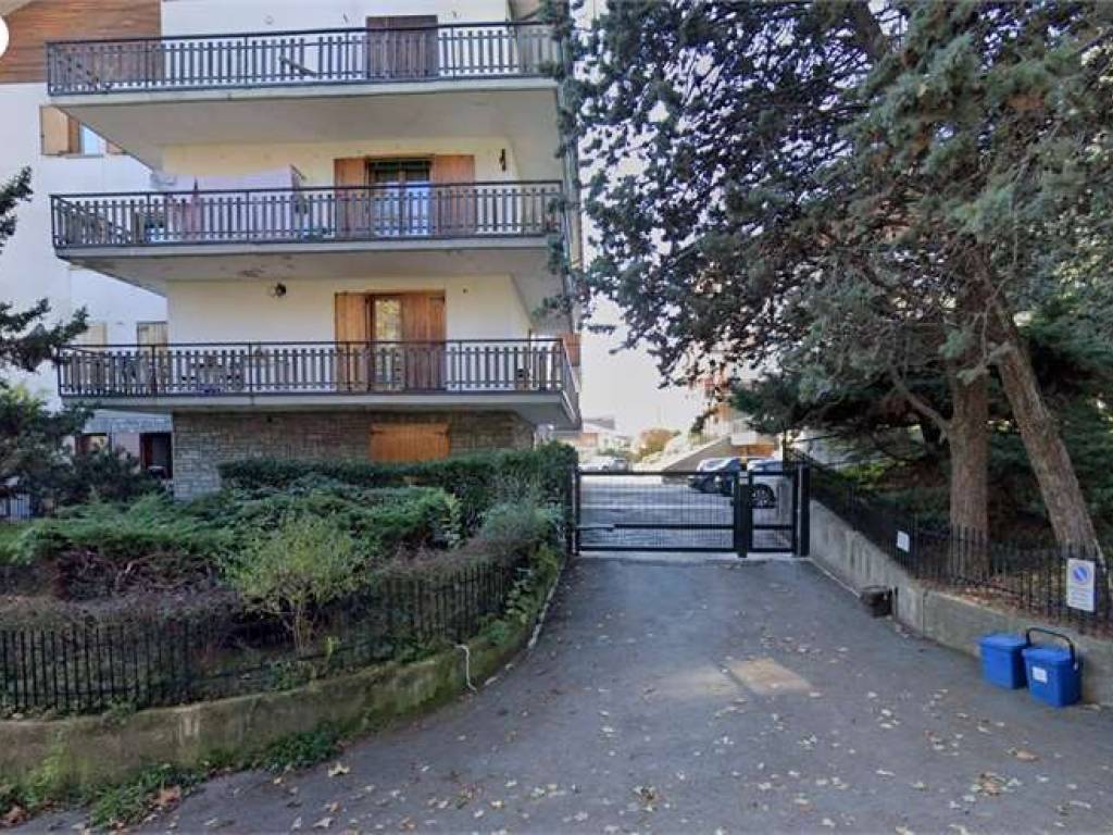 Box / garage a Saint-vincent in Via Trento, 26 - Foto 2