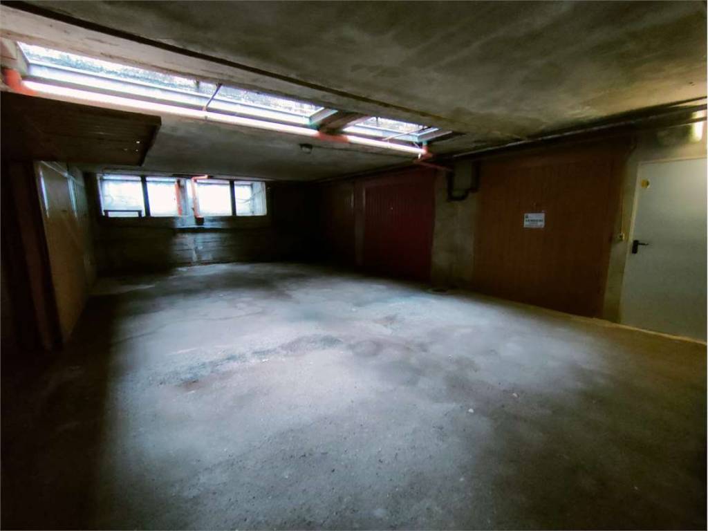 Box / garage a Saint-vincent in Via Trento, 26 - Foto 5