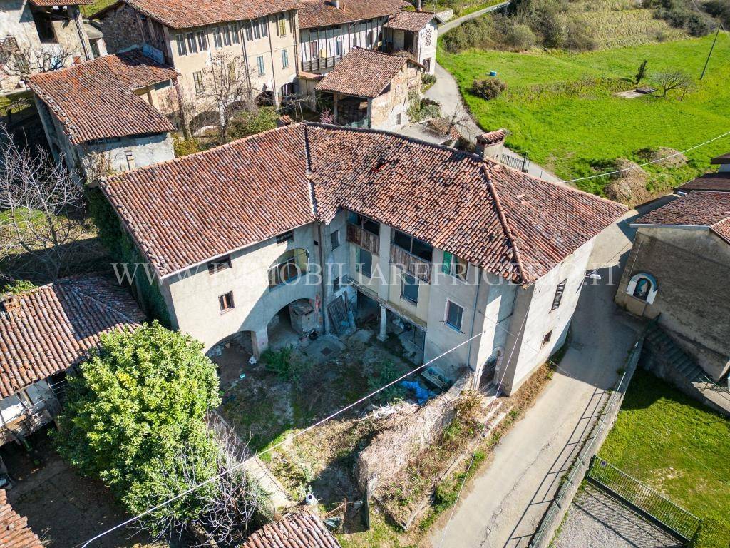 Rustico / casale a Cisano bergamasco in via Pomino - Foto 1