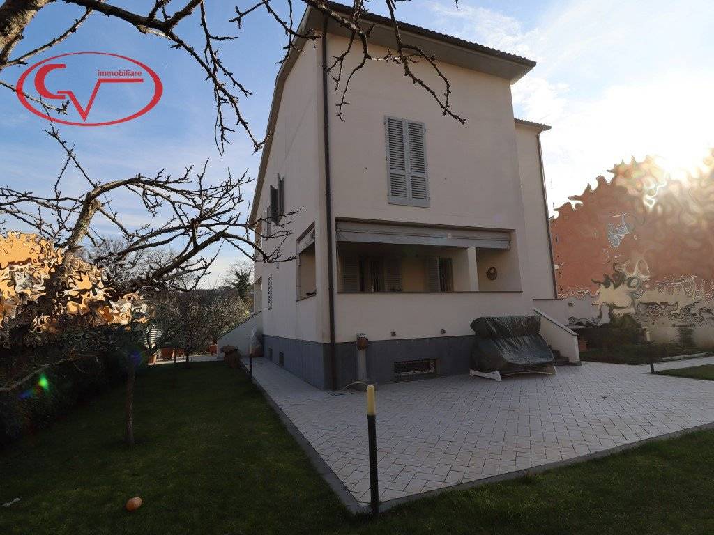 Villa a Montevarchi in Via Amerigo Vespucci - Foto 3