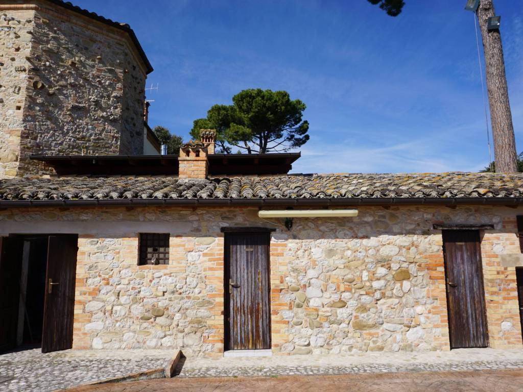 Rustico / casale a Canzano in Località San Pietro - Foto 5