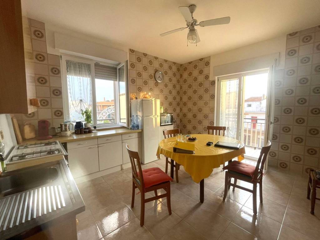 Appartamento a Lesina in Corso Vittorio Emanuele, 87 - Foto 2