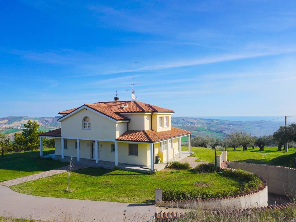 Villa a Città sant'angelo in Via Colle Razzi, 1 - Foto 4