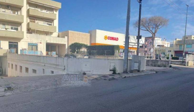 Appartamento a Parabita in Via Provinciale Matino, 9 - Foto 5