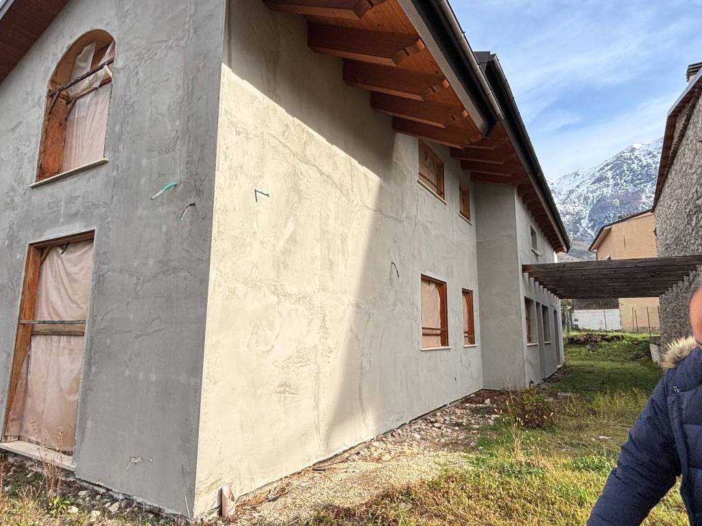 Villa a Sulmona in Via Marane Palazzo - Foto 2