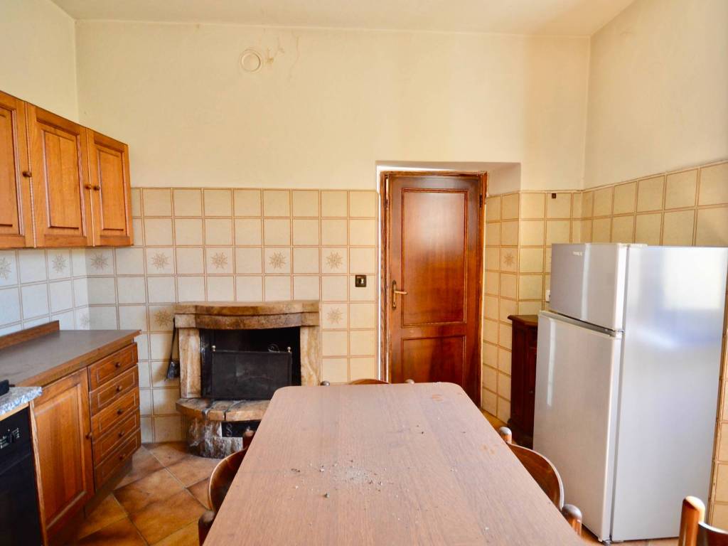 Appartamento a Montevarchi in Via Ambra - Foto 5